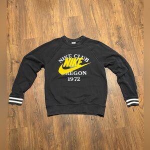 Nike Club Men's Black Oregon 1972 Crewneck